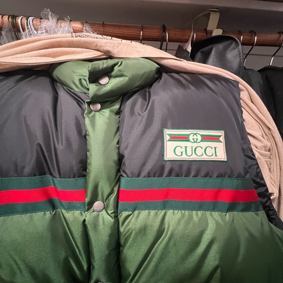 NWT Men’s Gucci Down Vest - Picture 5 of 7
